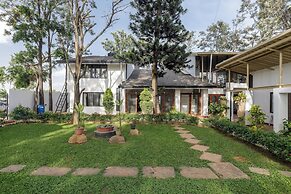 Azura Villa by Stayjadegardenhome Theatreluxury