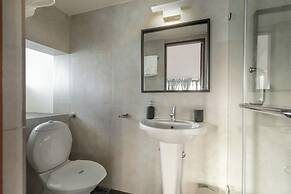 Azura Villa by Stayjadegardenhome Theatreluxury