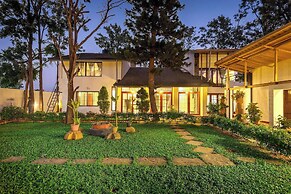 Azura Villa by Stayjadegardenhome Theatreluxury