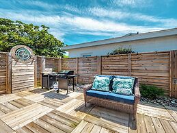 Barefoot Bungalow Kure