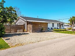 Barefoot Bungalow Kure