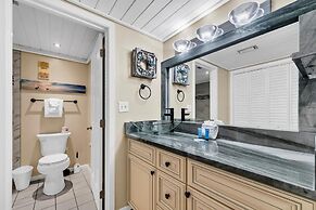 Edgewater Tower 1-608