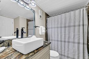 Edgewater Tower 1-608