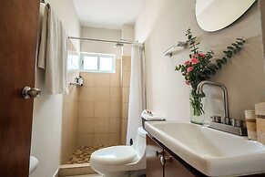 La Playa Hotel Boutique & Suites