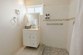 La Playa Hotel Boutique & Suites