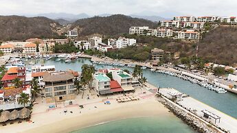 La Playa Hotel Boutique & Suites