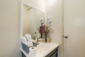 La Playa Hotel Boutique & Suites