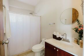 La Playa Suites