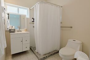 La Playa Hotel Boutique & Suites