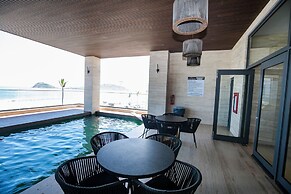 Depto. en el Malecón 2 rec Vista al Mar