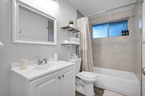 Rainier Guesthouse - Walk to Metro