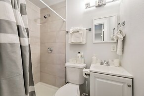 Rainier Guesthouse - Walk to Metro