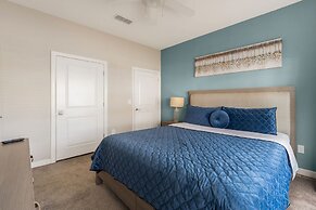 Relax Near Disney 4BR Home With Pool