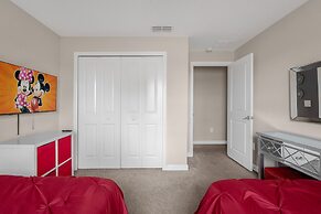 Relax Near Disney 4BR Home With Pool