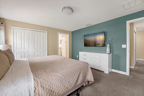 Relax Near Disney 4BR Home With Pool
