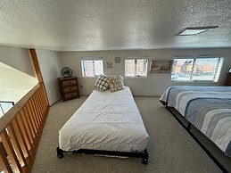 Oceanview Cabin 18 With Private Jacuzzi