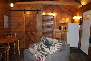 Hominy Ridge Cabins and Gift Shop