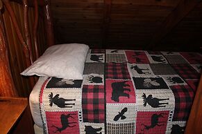 Hominy Ridge Cabins and Gift Shop