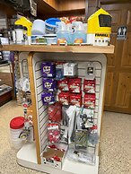 Hominy Ridge Cabins and Gift Shop