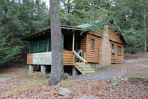Hominy Ridge Cabins and Gift Shop