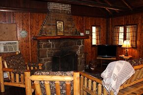 Hominy Ridge Cabins and Gift Shop