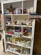 Hominy Ridge Cabins and Gift Shop