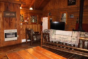 Hominy Ridge Cabins and Gift Shop