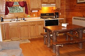 Hominy Ridge Cabins and Gift Shop