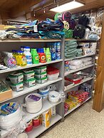 Hominy Ridge Cabins and Gift Shop