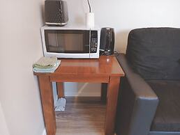 1 Double 1 Sofa Beds Garden Chalet B