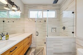 Private Pool, Firepit, Patio Steps to East Austin Dining, Music, Art, 
