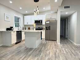 Pool Home in Seminole 5miles to Beach