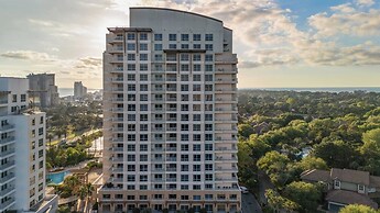 Resort Condo Steps to Beach Pool, Hot Tub, Tennis, Golf Sandestin, Mir