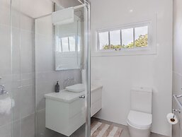 Hamptons White House