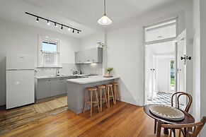 3 Bedroom House - Sandy Bay
