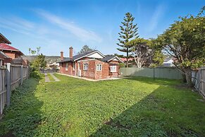 3 Bedroom House - Sandy Bay