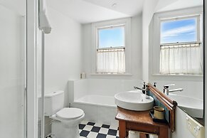 3 Bedroom House - Sandy Bay