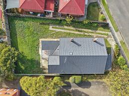 3 Bedroom House - Sandy Bay