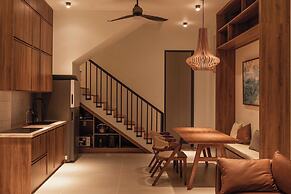 Owl's Night Homestay | Keo House