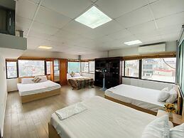 Eco Nest Apartment & Hotel