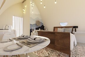 Floating Home in Reef Resort Unit 2