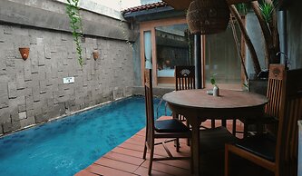 ME Villas Echo Beach