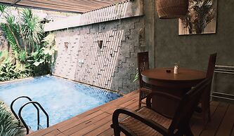 ME Villas Echo Beach