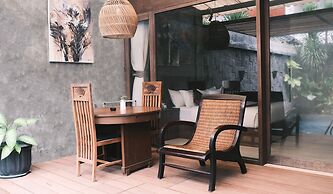 ME Villas Echo Beach