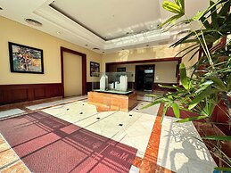 free pool the manor luxury condotel