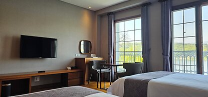 The Hill House Yangpyeong