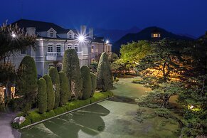 The Hill House Yangpyeong