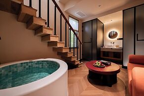 SIXI  GOLDEN SUNRISE  SOUND SLEEP CLUB