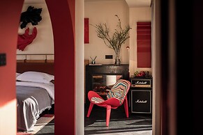 SIXI  GOLDEN SUNRISE  SOUND SLEEP CLUB