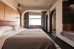 SIXI  GOLDEN SUNRISE  SOUND SLEEP CLUB